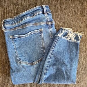 Mid-Rise ✨️ Rockstar ✨️ Super Skinny Jean